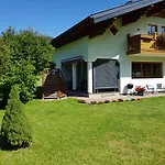 Kahr *