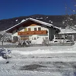 Kahr