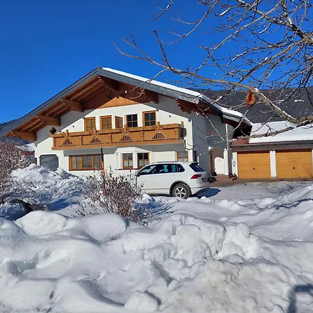 Kahr בית נופש *