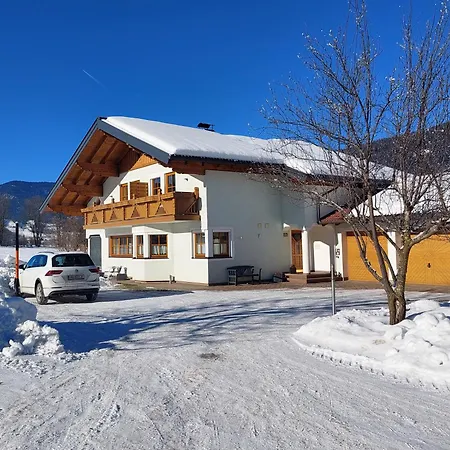 Kahr בית נופש רדשטאדט